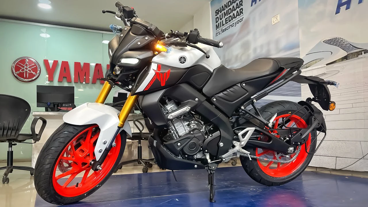 प्रीमियम डिजाइन और ABS ब्रेकिंग सिस्टम के साथ सिर्फ 1.67 लाख में Yamaha MT 15 V2