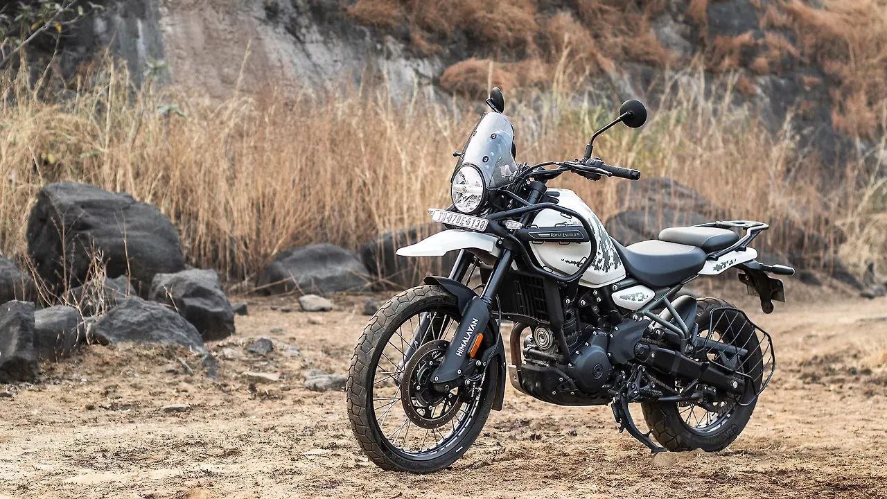 यह रही दुनिया की सबसे पसंदीदा बाइक Royal Enfield Himalayan 450 जो देती हैं दमदार माइलेज, इसे यूथ में सबसे ज्यादा पसंद किया जाता है।