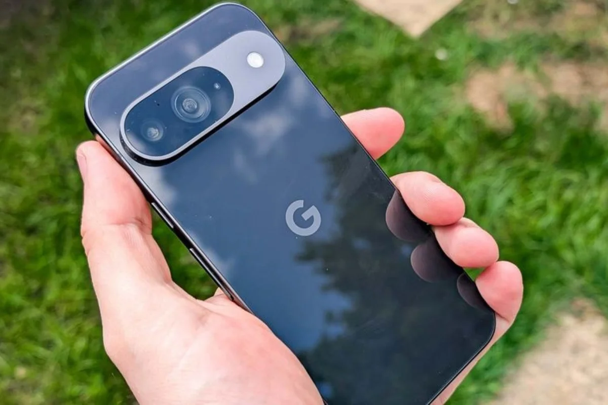 Google Pixel 9 Mobile Specifications: इस सीरीज में एक से एक धाकड़ फोन जाने फीचर्स और कीमत