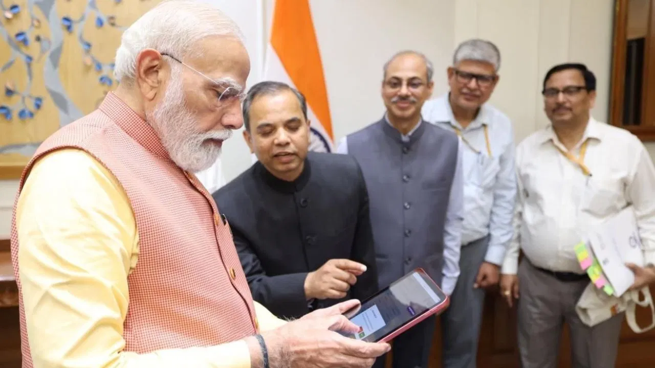 जनगणना-2027 का पहला चरण शुरू, राष्ट्रपति, पीएम और शाह ने स्व-गणना प्रक्रिया में लिया हिस्सा; घर बैठे ऐसे होगा पंजीकरण